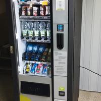Diistributore automatico bibite
