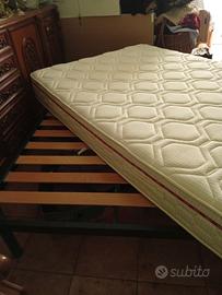 Letto una piazza e mezza rete più materasso 
