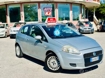 Fiat Grande Punto Grande Punto 1.3 MJT 75 CV 3 por