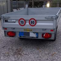 Rimorchio per automobile 