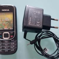 Nokia 2323c-2 con caricabatterie