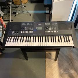 Tastiera Yamaha PSRE-423