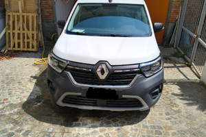 Renault Kangoo van 1500 cc benzina
