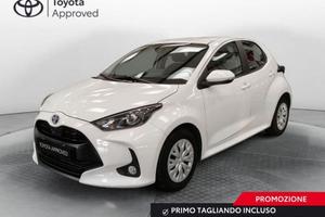 Toyota Yaris Hybrid Active MY22