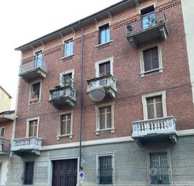 4 LOCALI A TORINO