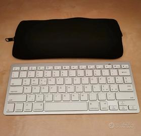 Tastiera bluetooth con custodia