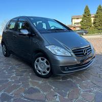 Mercedes-benz A 160 BlueEFFICIENCY Coupé Elegance