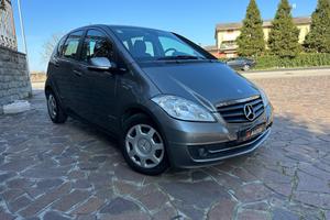 Mercedes-benz A 160 BlueEFFICIENCY Coupé Elegance