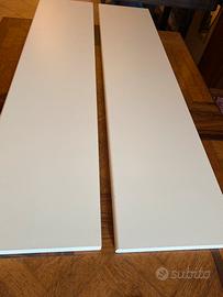 Mensole in legno con supporti come nuove