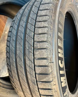 Treno quattro gomme estive michelin primacy 4