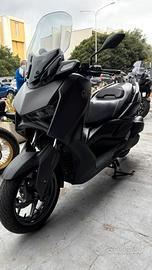 Yamaha X-Max 300 ABS Sonic Grey