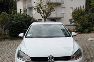 Volkswagen Golf VII