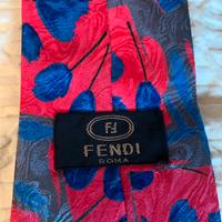 Cravatta Fendi 100% seta , made in Italy Nuova