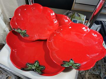 Servizio 6 piatti e un vassoio Rosso vintage