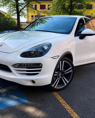 PORSCHE CAYENNE 3.0 DIESEL