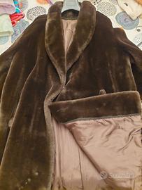 Pelliccia sintetica marrone 