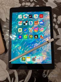 Apple I-Pad + Apple pencil