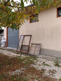 Locale commerciale+garage