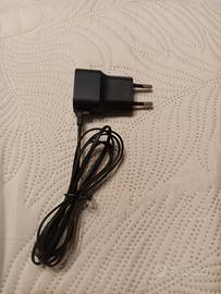alimentatore carica batterie tipo micro USB 