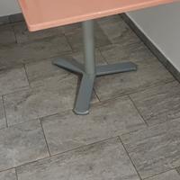 tavolo super resistente..con pesi .. per l aperto