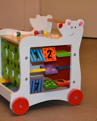 Tavolino gioco con ruote bimbo