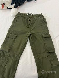 Pantaloni cargo verdi