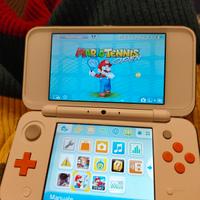 Nintendo 2DS XL con 17 giochi originali 