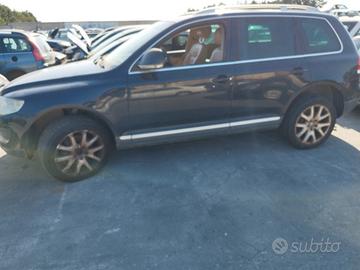 Volkswagen Touareg 1°serie ricambi vari