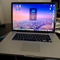 Macbook pro 17 pollici OS Sequoia