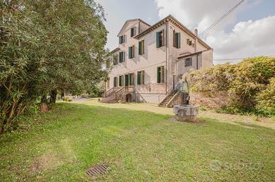 MIRA Prestigiosa villa veneta e porzioni M3000
