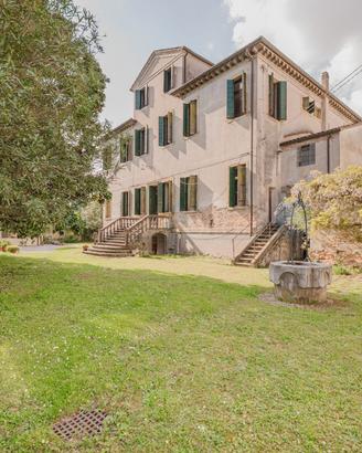 MIRA Prestigiosa villa veneta e porzioni M3000