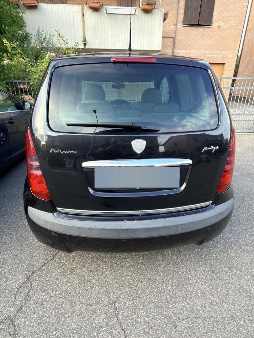 Lancia Musa 2006 photo 2
