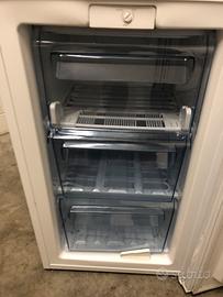 Freezer a cassetti