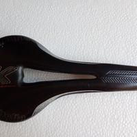 sella per bicicletta marca selle italia carbonio