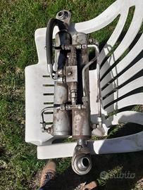 Doppio pistone idraulico