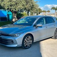 Volkswagen Golf 1.5 TSI eHybrid DSG Style possibil