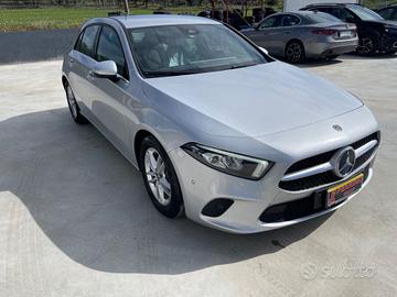 Mercedes-benz A 180 A 180 d Automatic Business Ext
