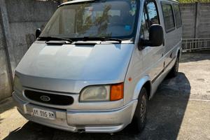 Ford transit tourneo