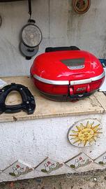 Bauletto rosso GIVI 52 LT con piastra 