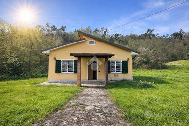 CASA INDIPENDENTE A ROCCHETTA DI VARA