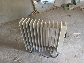 Termosifone elettrico ad olio De’Longhi
