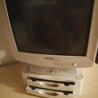 pc con tastiera e schermo Philips 