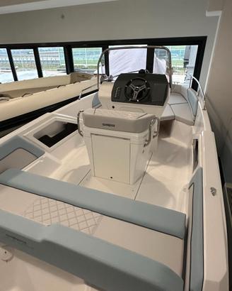 Salpa Sunsix / Consegna MAGGIO-GIUGNO