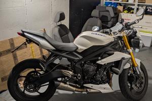 street triple 675 R