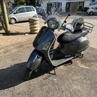 Vespa gts 300