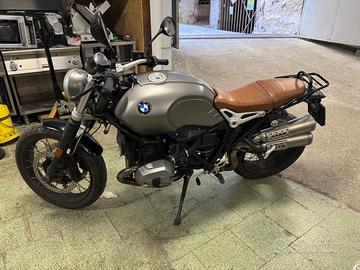 BMW R nine t scrambler