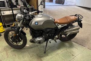 BMW R nine t scrambler
