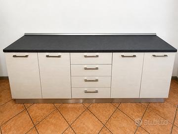 Mobile cucina / Credenza 240cm con piano scuro