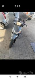 Scooter Peugeot 150