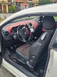 Auto Alfa Mito